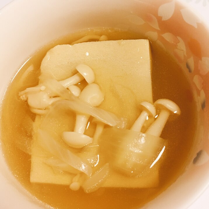 高野豆腐を使ったオニオンスープ